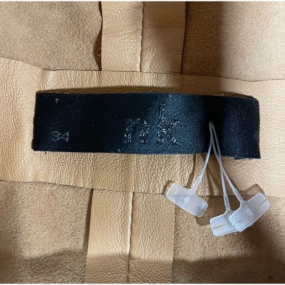 Nk Leather Shorts - Picture 4 of 5